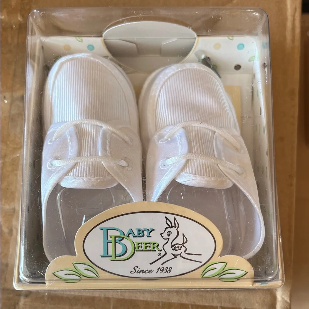 Baby Deer White Baby Walker Shoes with Lace Tie